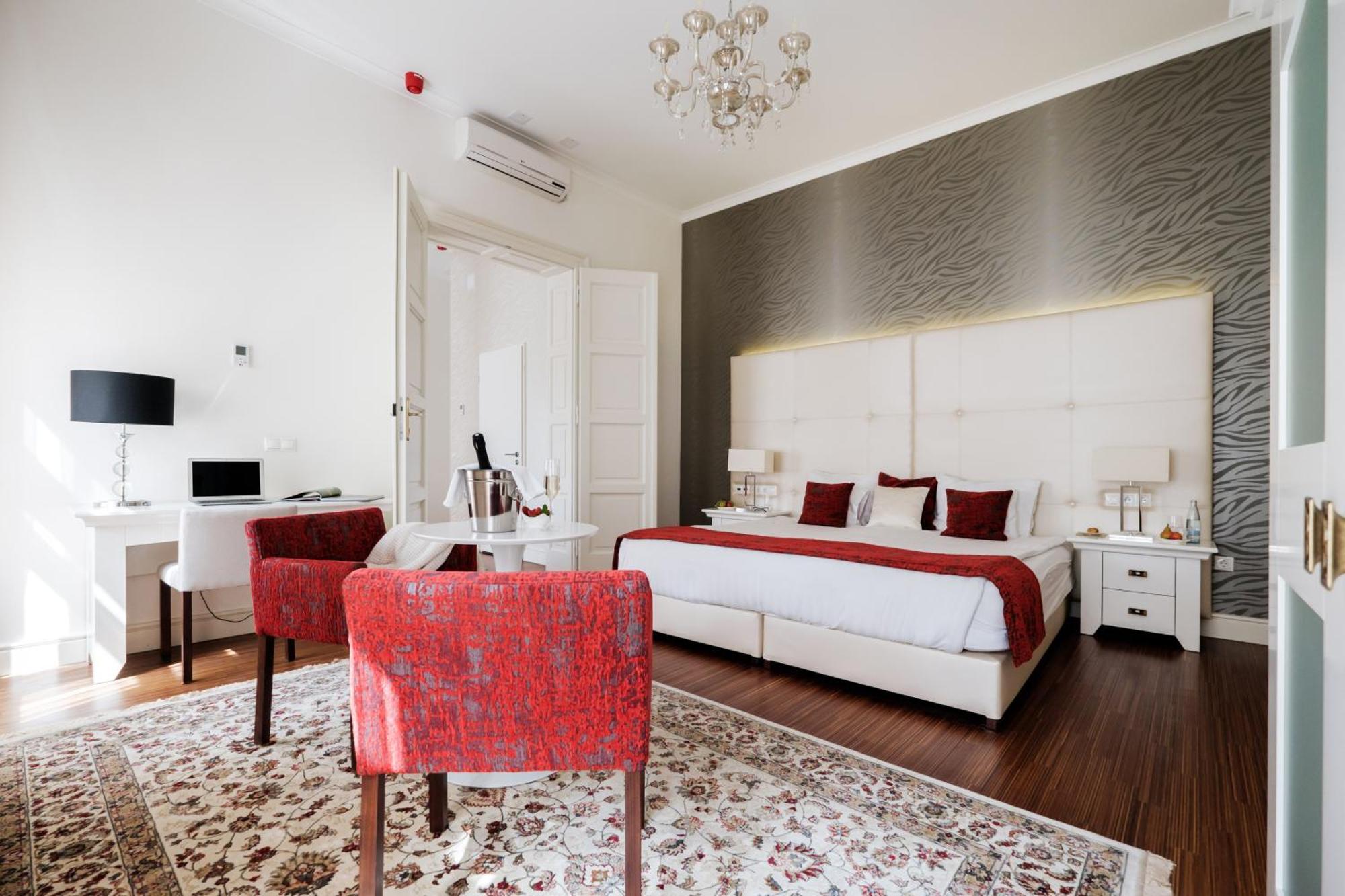 Adele Boutique Hotel Πετς Εξωτερικό φωτογραφία